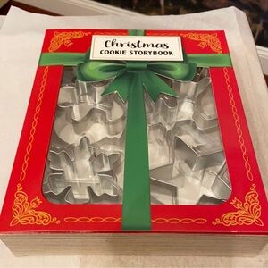 Christmas Cookie Storybook with Cutters